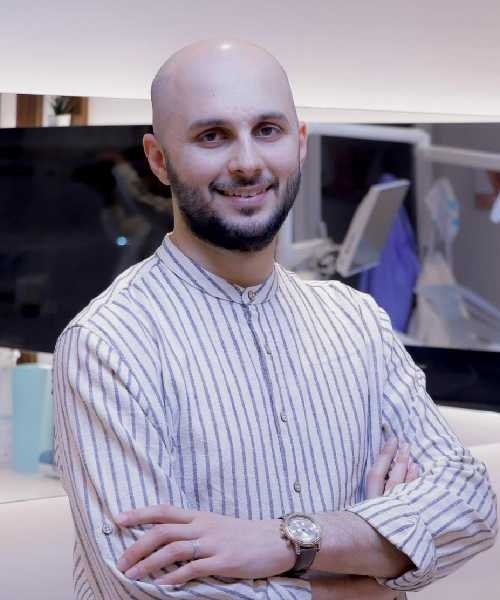 Dr. Mubashir Rajoub | Dentist specializing in general and cosmetic dentistry